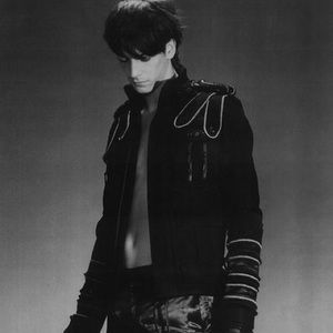 Meet your Posher, Dimitri